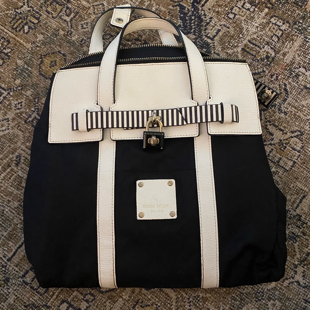 Henri Bendel Purse